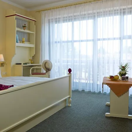 Sternsteinhof 3* באד בירנבאך