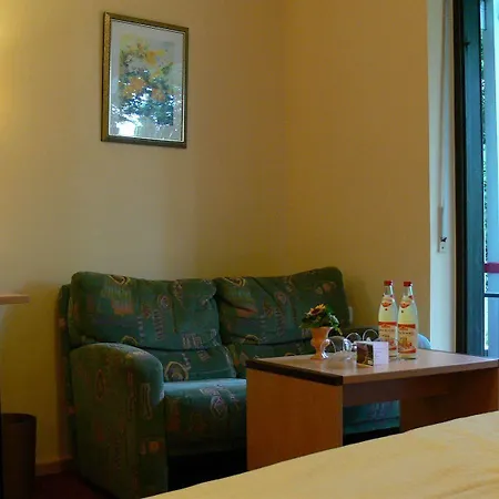Sternsteinhof Hotell 3*